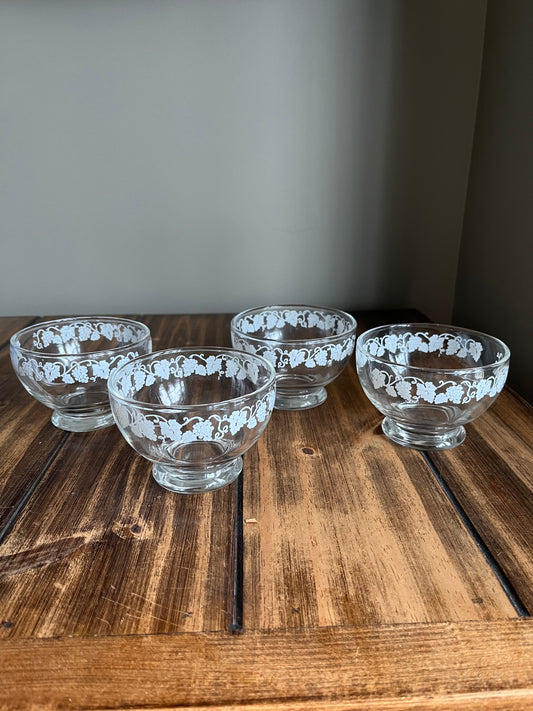 Vintage Grape Leaf Dessert Bowls - Set of 4